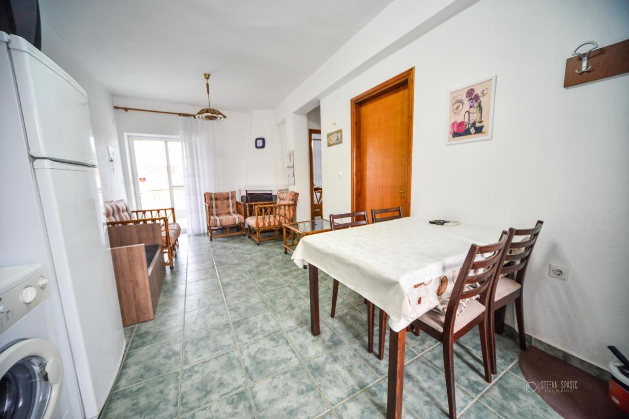 Apartman Porto Blue Lux Apartment Пефкохори Екстериор снимка